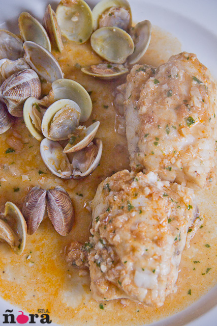 Rape en salsa de almendras-4